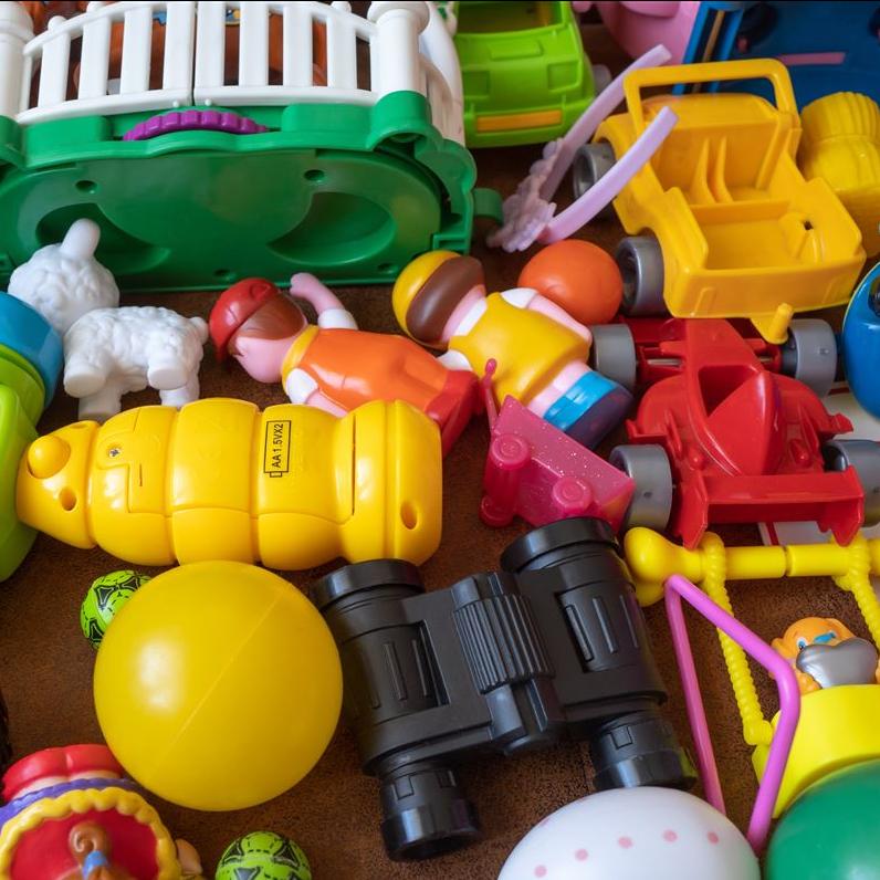 childrens plastic toys